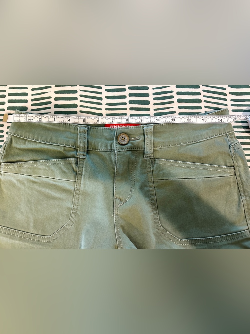 Unionbay Sage Green Shorts Size 3 Mid Rise Utility Casual Summer - Picture 5 of 7